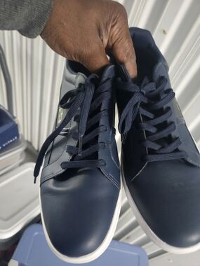 Lacoste Men's Navy Low-Top Sneakers